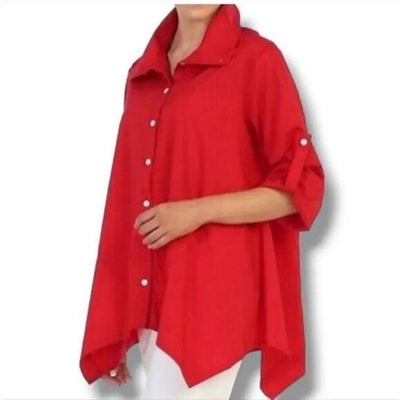 INAE Collection Handkerchief Hem Button Down Roll Tab Sleeve Tunic Top in Black - Picture 9 of 10